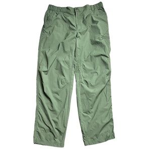 LL Bean 100% Nylon green Men’s‎ cargo pants size 38X32